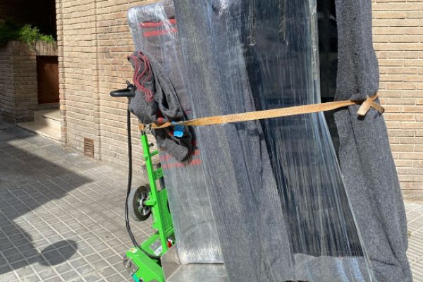 Robot-sube-escaleras.jpg Robot-sube-escaleras.jpg